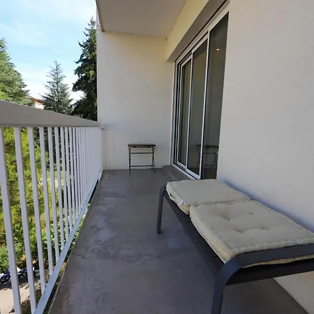 Le Superbe - T4 Avec Parking A 5 Min Du - 4 Apartment *