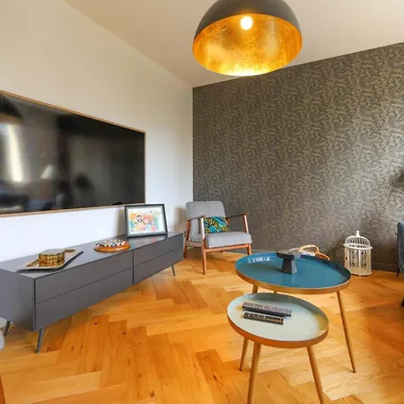 Apartment Le Superbe - T4 Avec Parking A 5 Min Du - 4 *